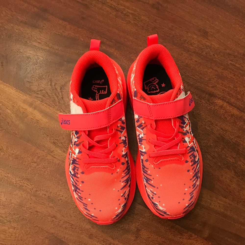 ⭐️ASICS⭐️ Sneakers Girls Size 3